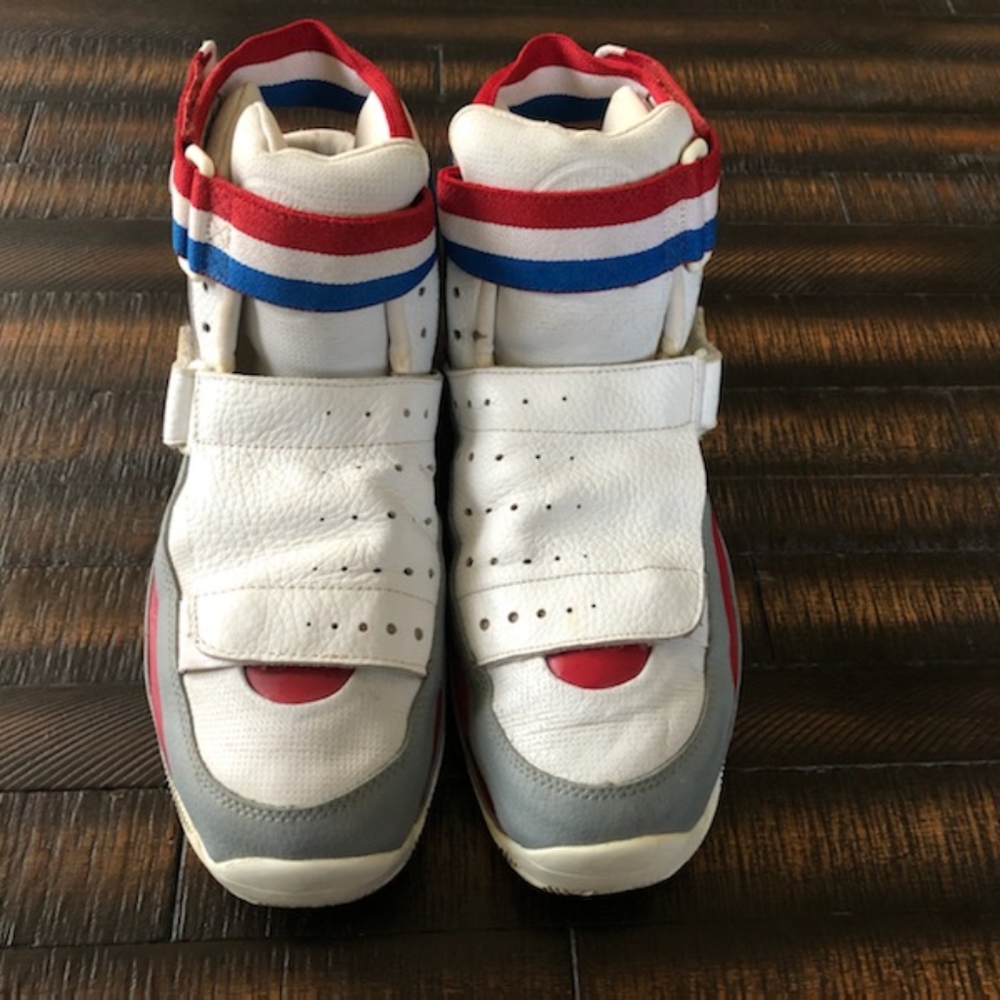 Fubu Platinum Harlem Globetrotter Sneakers